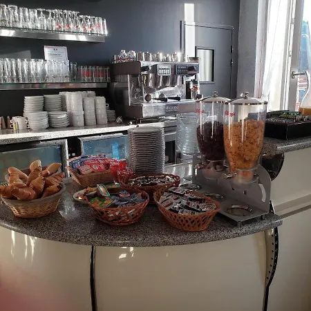 Hotel Du Touring 2*