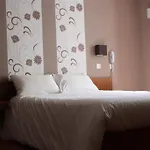 Du Touring Hotel Saint-Céré