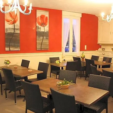 Du Touring Hotel 2*